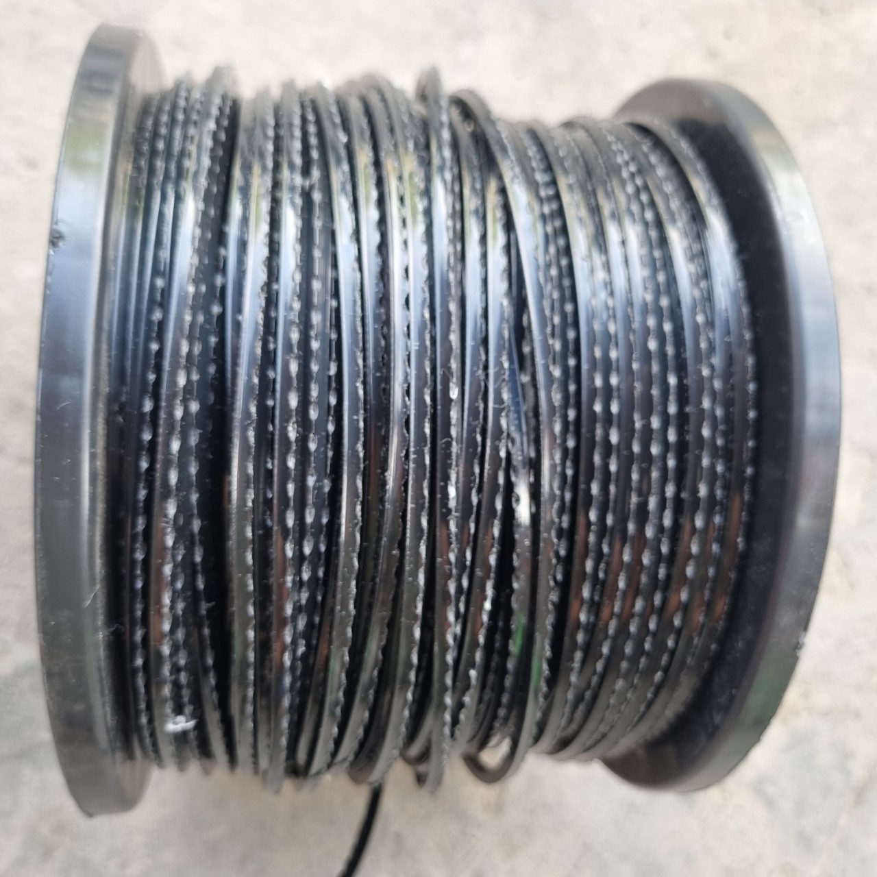 Cước cắt cỏ gai đen 3.5 - chiều dài 100m