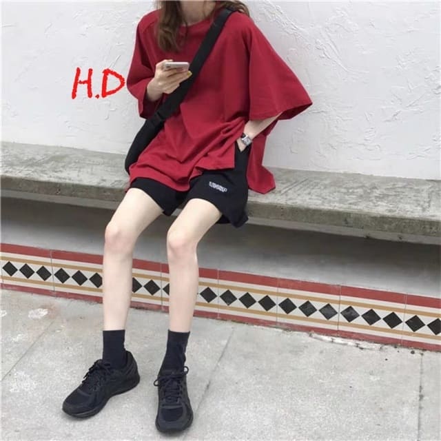 Sét áo xẻ đỏ quần đùi nh