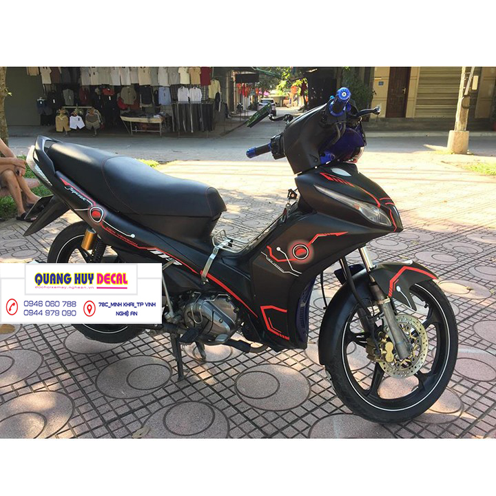 Tem trùm xe jupiter đen chỉ đỏ - Độ dán team trùm decal xe máy jupiter đen chỉ đỏ - Team trùm decal xe máy jupiter rẻ đẹp và chất