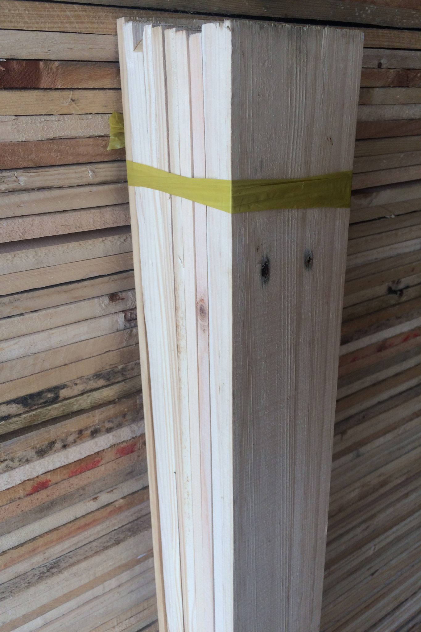 Gỗ palet kích thước 1m1 x 9,5cm đã bào láng 4 mặt