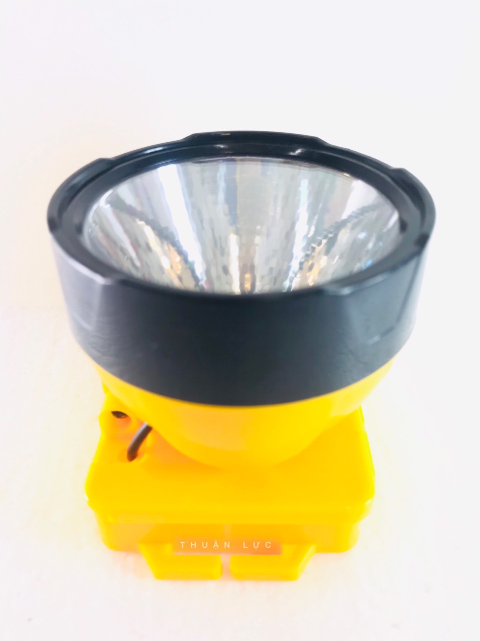 Đèn đội đầu pin rời AA 8068 . đèn đội đầu siêu sáng dùng pin