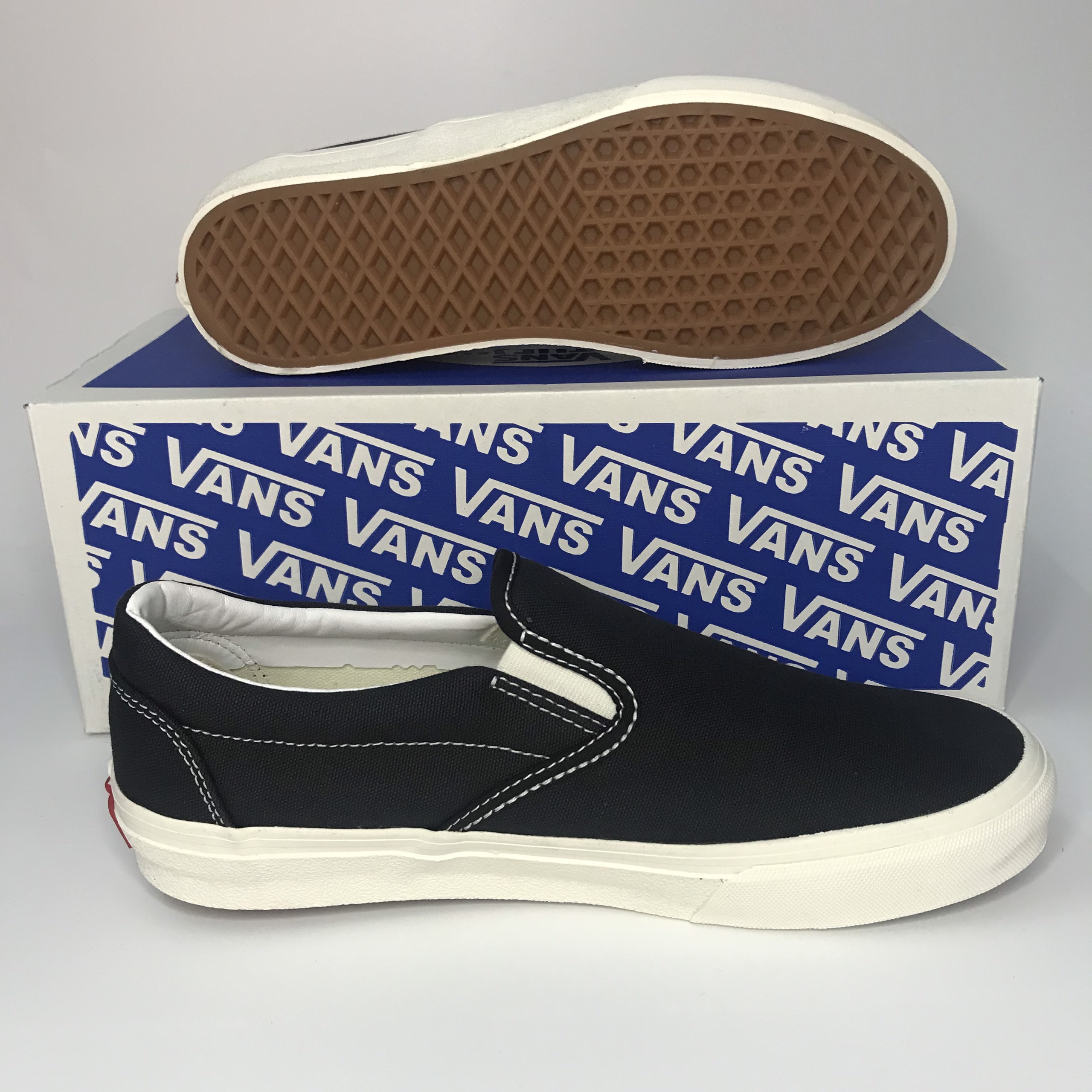 [Tặng Kèm Hộp + Vớ] Giày Lười Nam Xỏ Đen Vans Slip On Black White