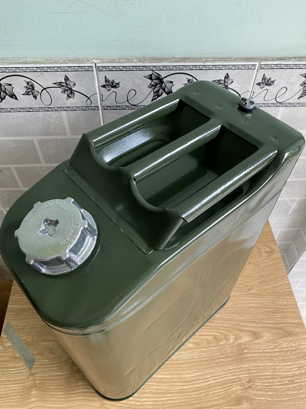 Thùng Xăng Dự Phòng Sắt , Dung Tích 20L Chất Liệu Sắt
