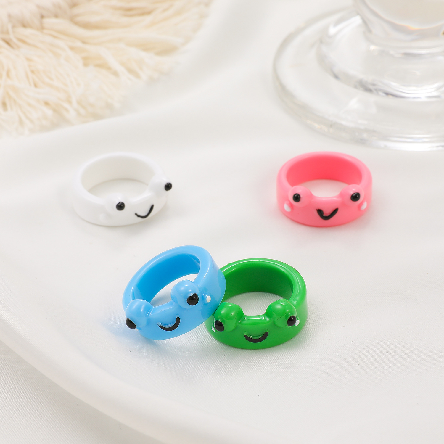 Nhẫn nữ hình ếch con dễ thương