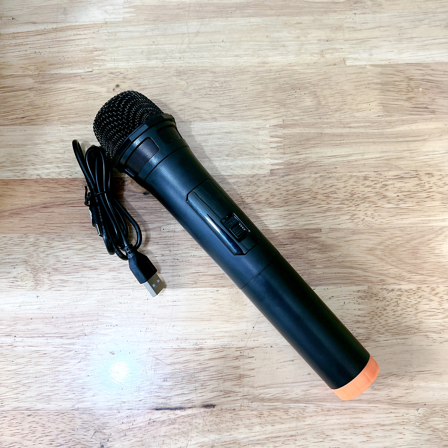 Loa kéo Kiomic Bluetooth Q8 Pro Tặng Mic không dây