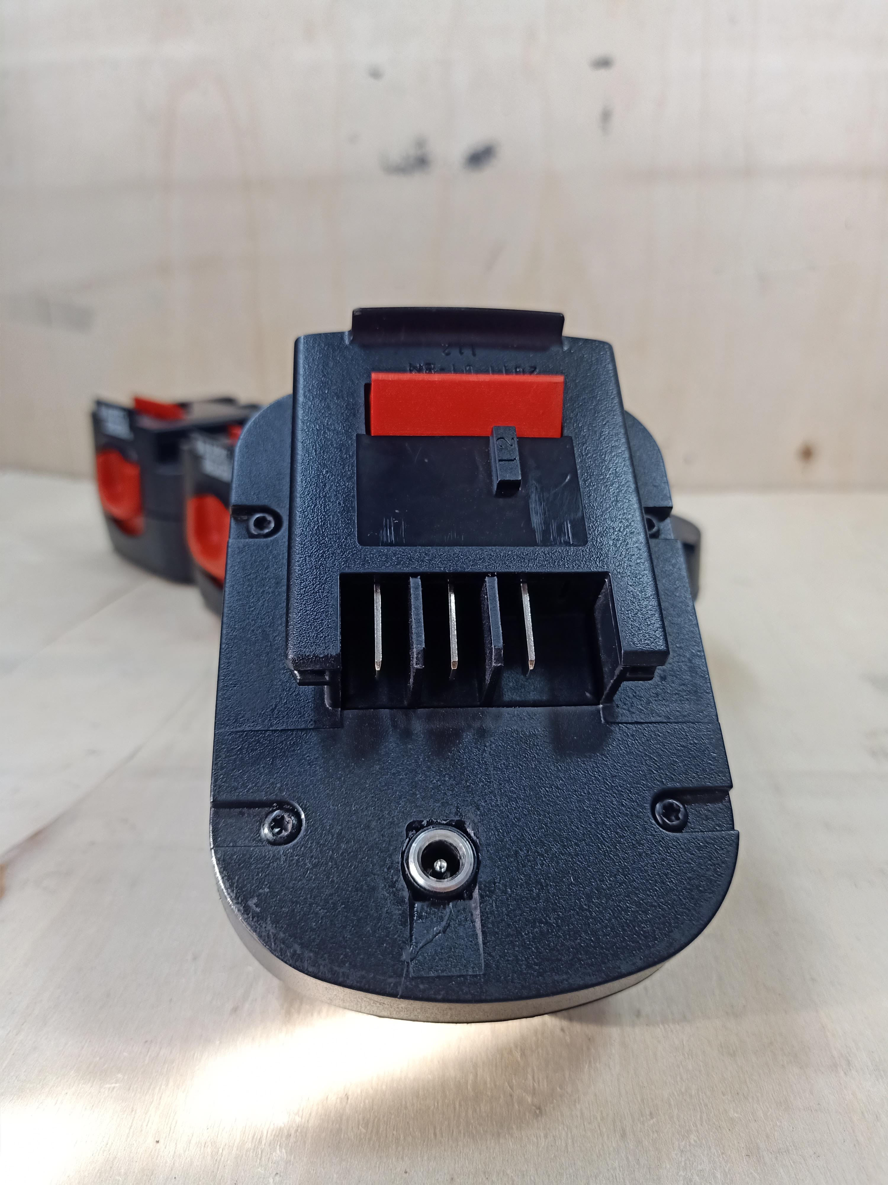 Pin Black & Decker 12v Hoàn Chỉnh Dùng Sạc Adapter