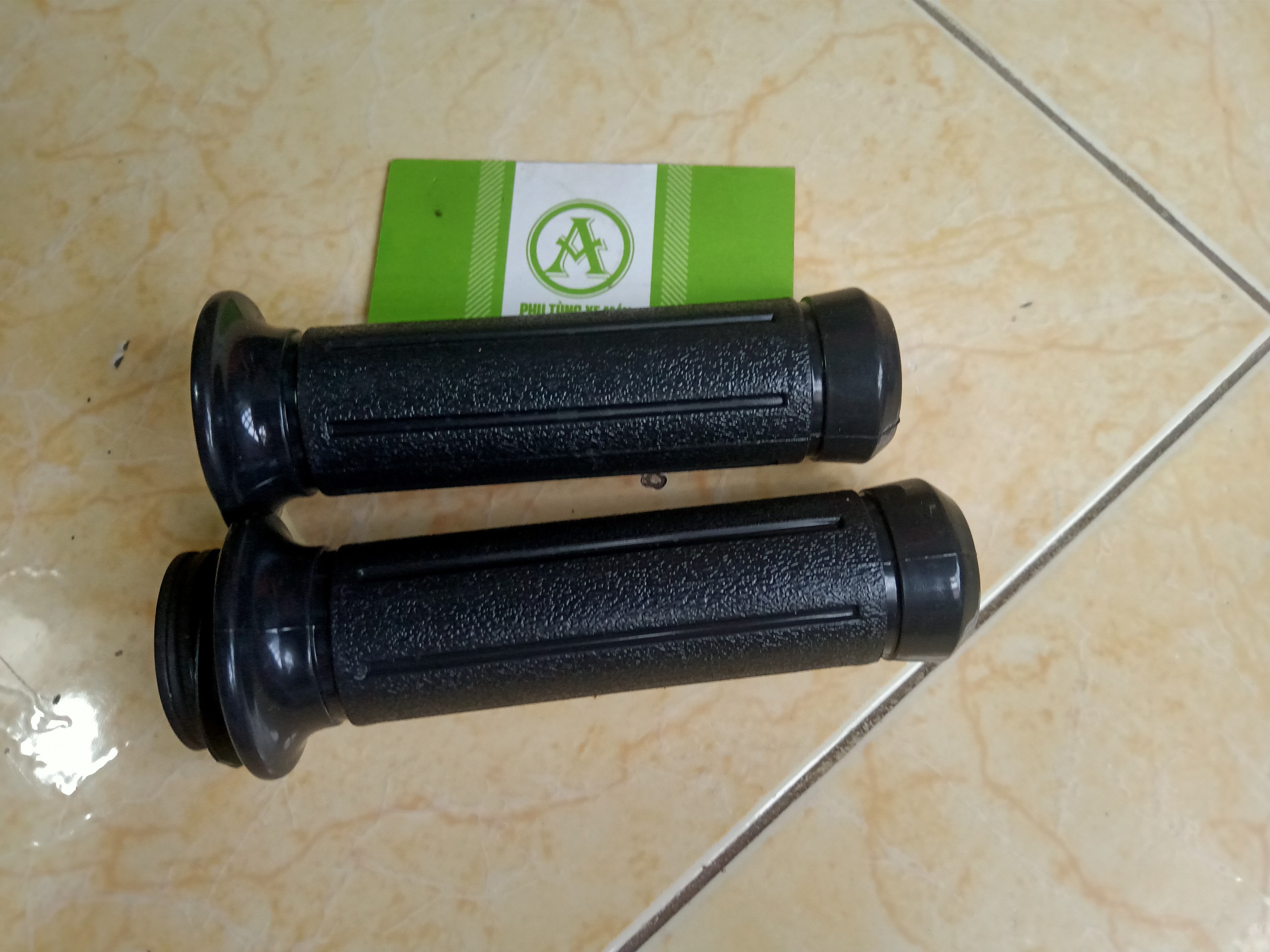 BAO TAY CÓ ỐNG GA SH Ý / DYLAN