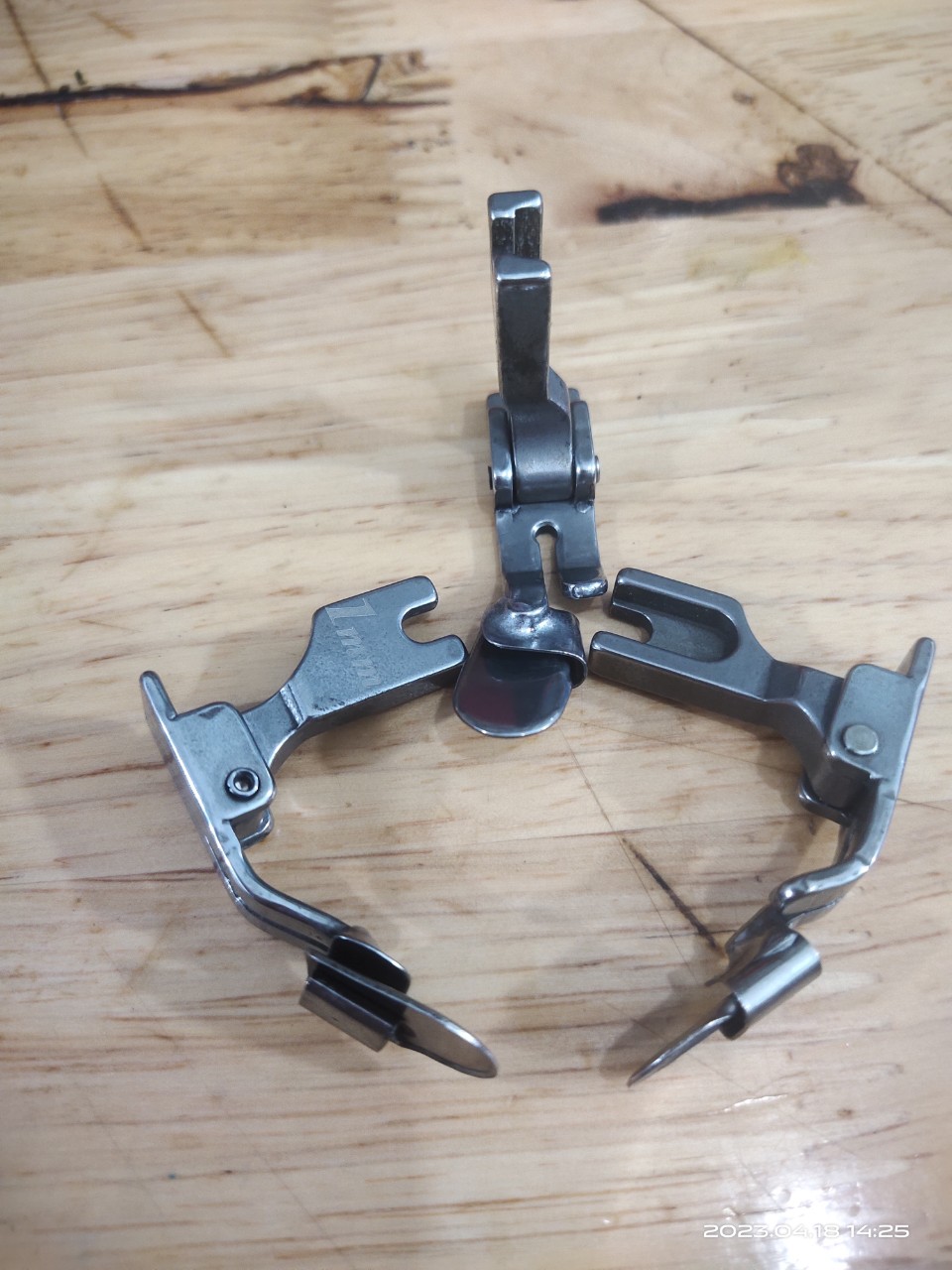 Chân vịt gấp mép đủ sai số