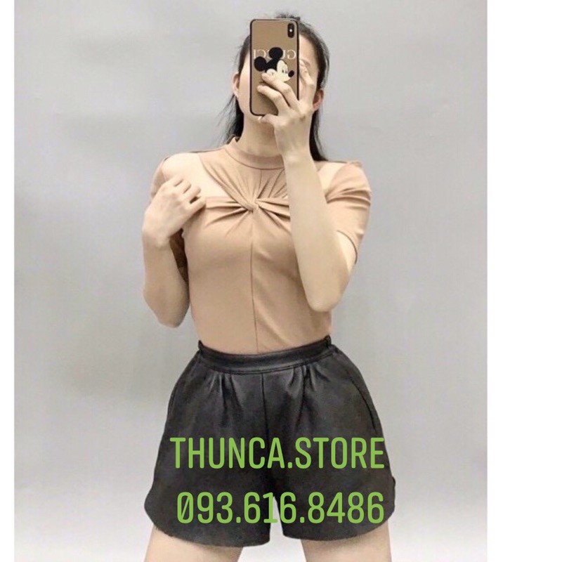 Áo Thun Kiểu Xoắn Ngực Hở Vai