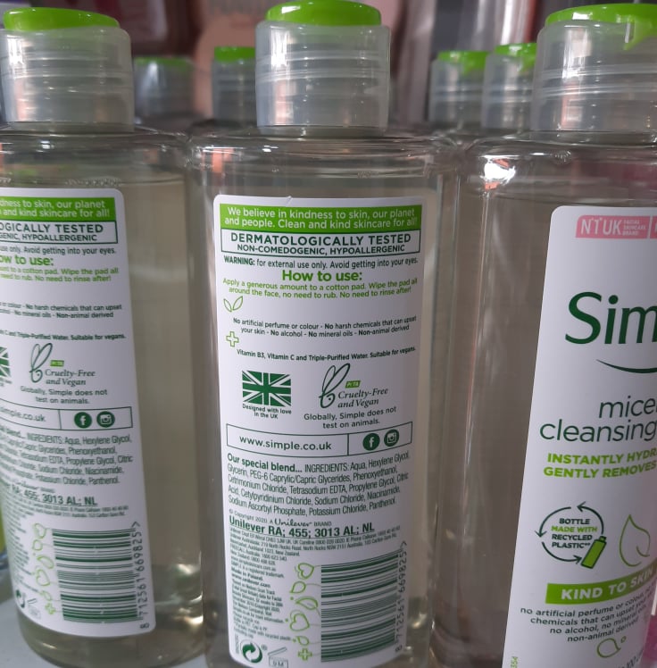 nước tẩy trang simple 200ml