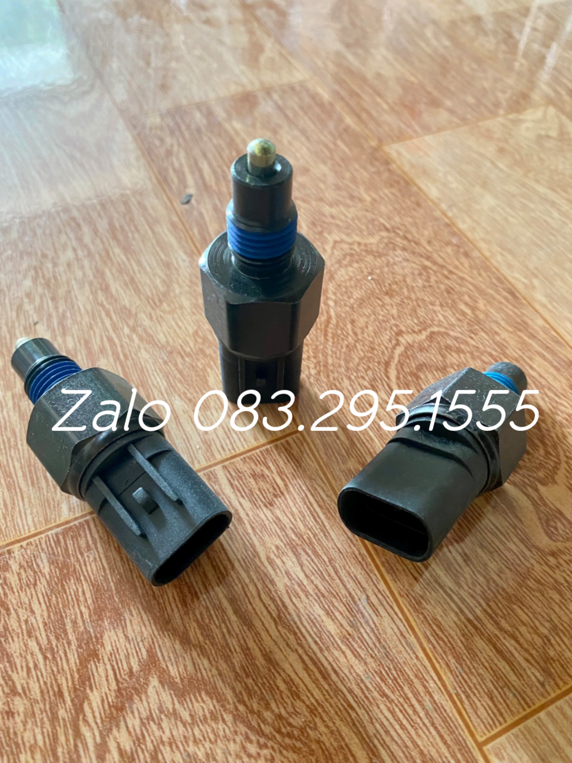 Công tắc báo đèn lùi Getz 1.1 , Kia Carens ( HQ, Lh 0832951555 )