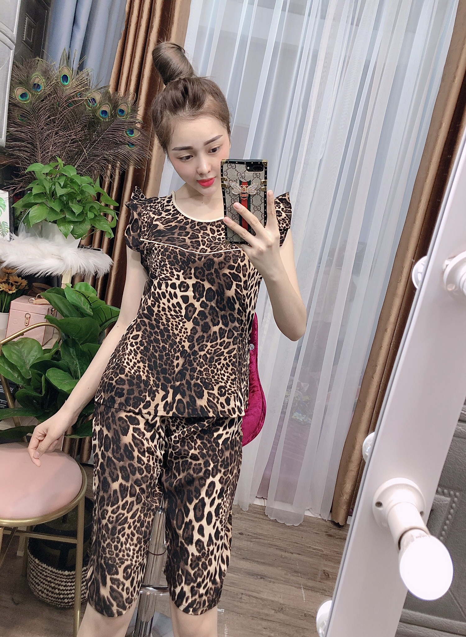[HCM]Set đồ bộ lửng chất liệu lụa mềm mịn