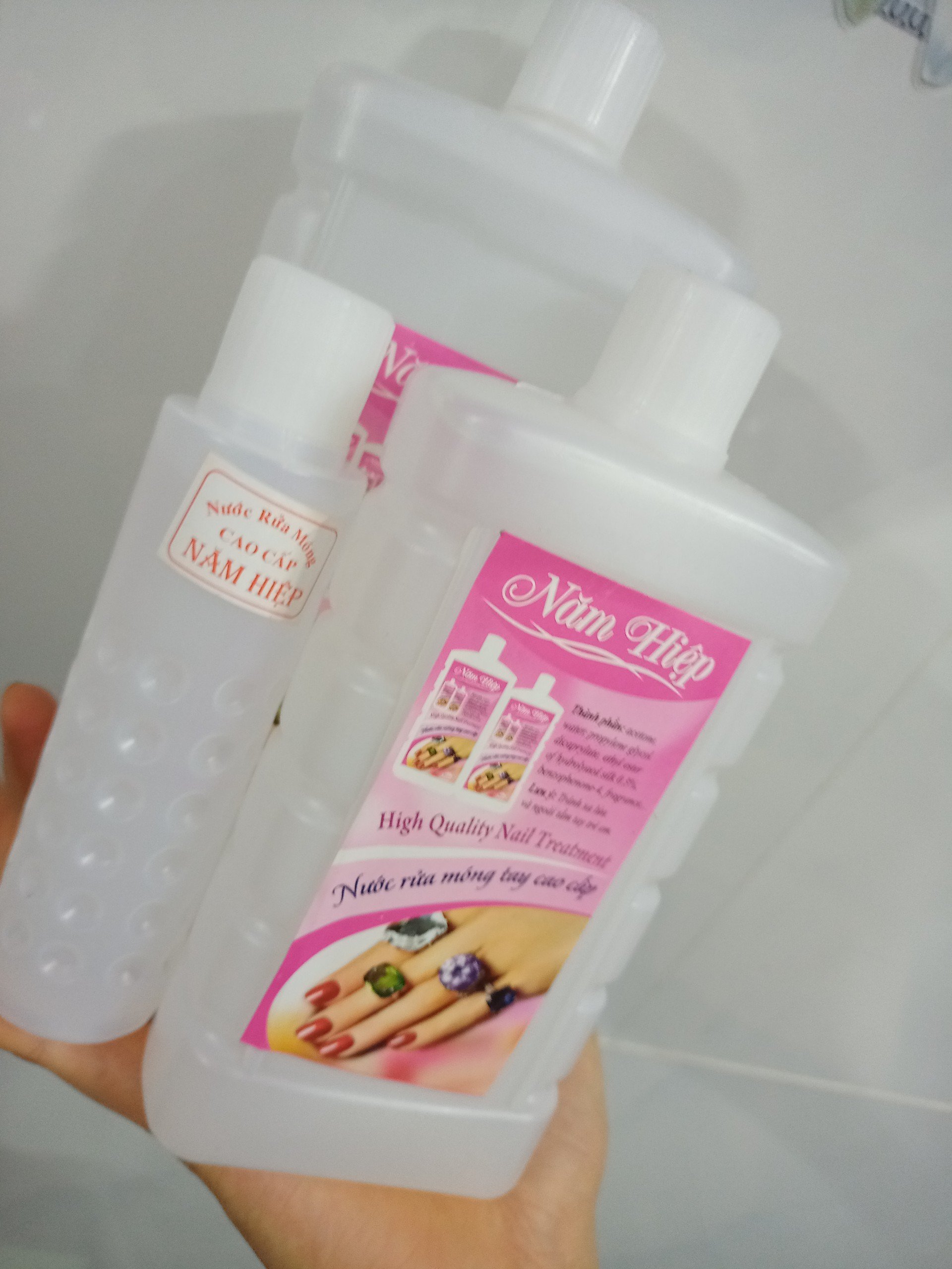 Nước rửa sơn móng Năm Hiệp