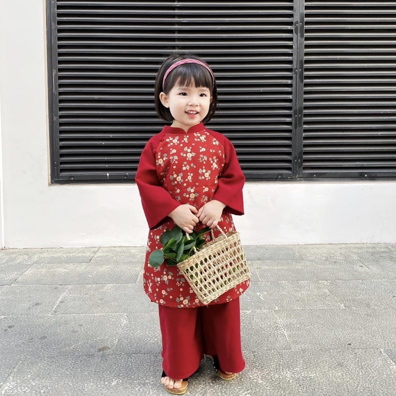 Áo dài Cách Tân Cho Bé Gái, Áo Dài Tết từ 8-25kg - Chất Liệu Nhung Tăm Hoa Nhí Màu Đỏ Siêu Mềm Mịn