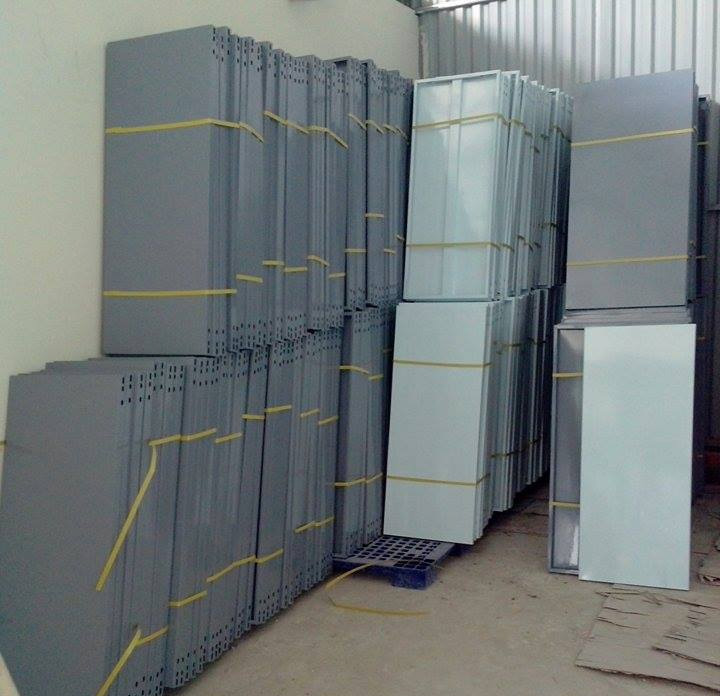 mâm kệ sắt v lỗ (30*100)