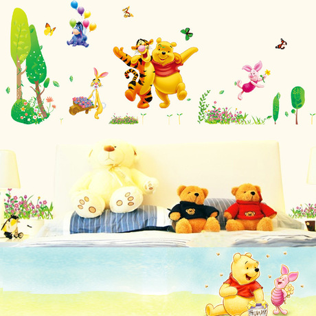 Decal dán tường Gấu POO & BẠN