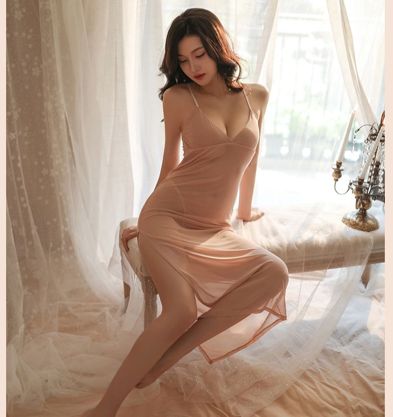 Đồ Ngủ Hở Ngực