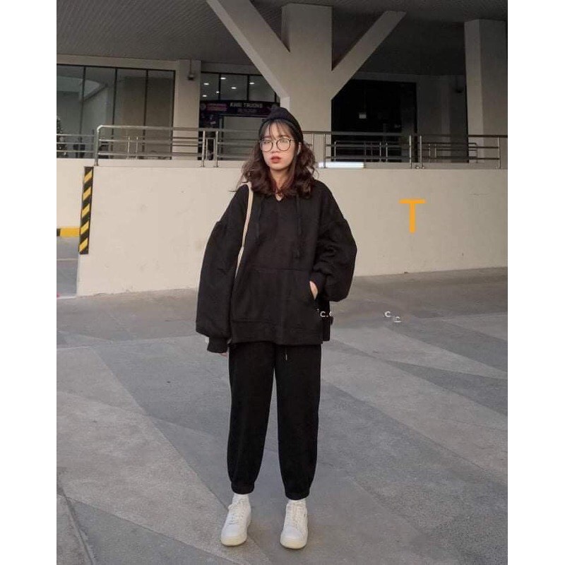 Bộ nỉ trơn+quần bom trơn đen