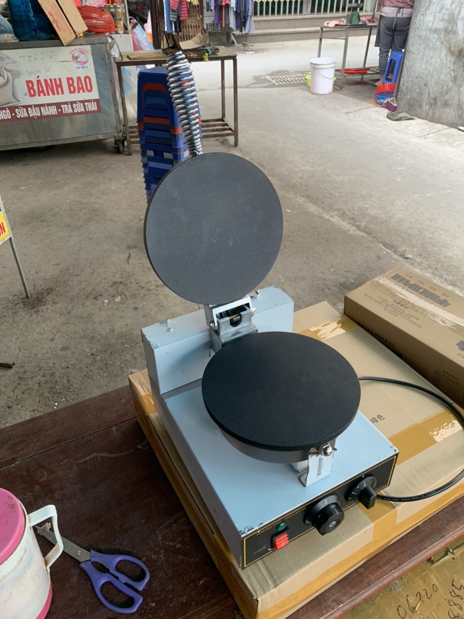 Máy làm bánh ốc quế công nghiệp 2 mặt trơn