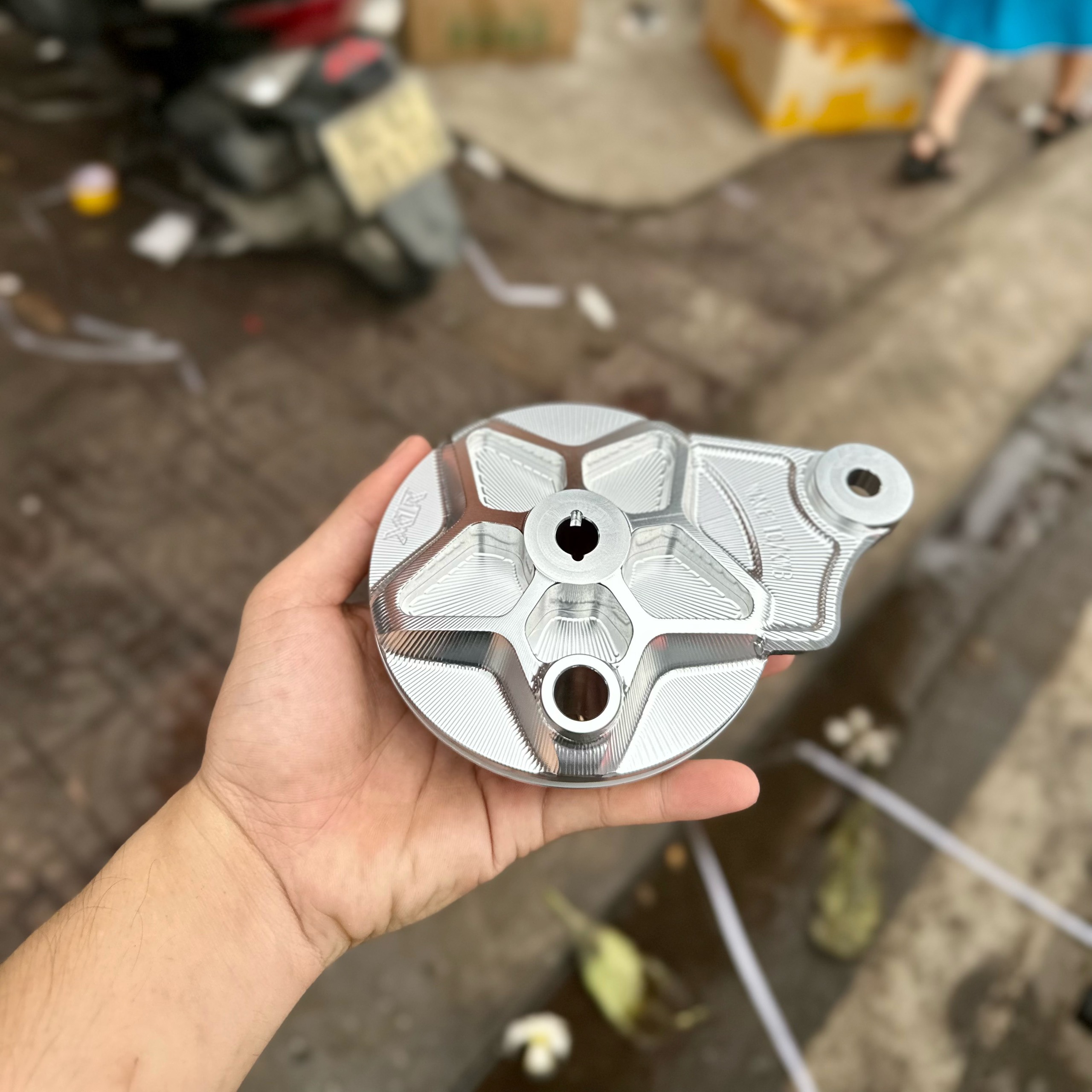 Má đùm nhôm cnc Tep Racing Sirius 110 - Exciter 135 chính hãng