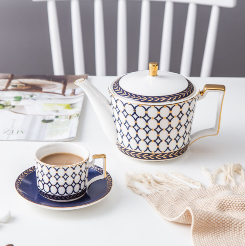 SET BÌNH TRÀ GỐM SỨ SCARLETT