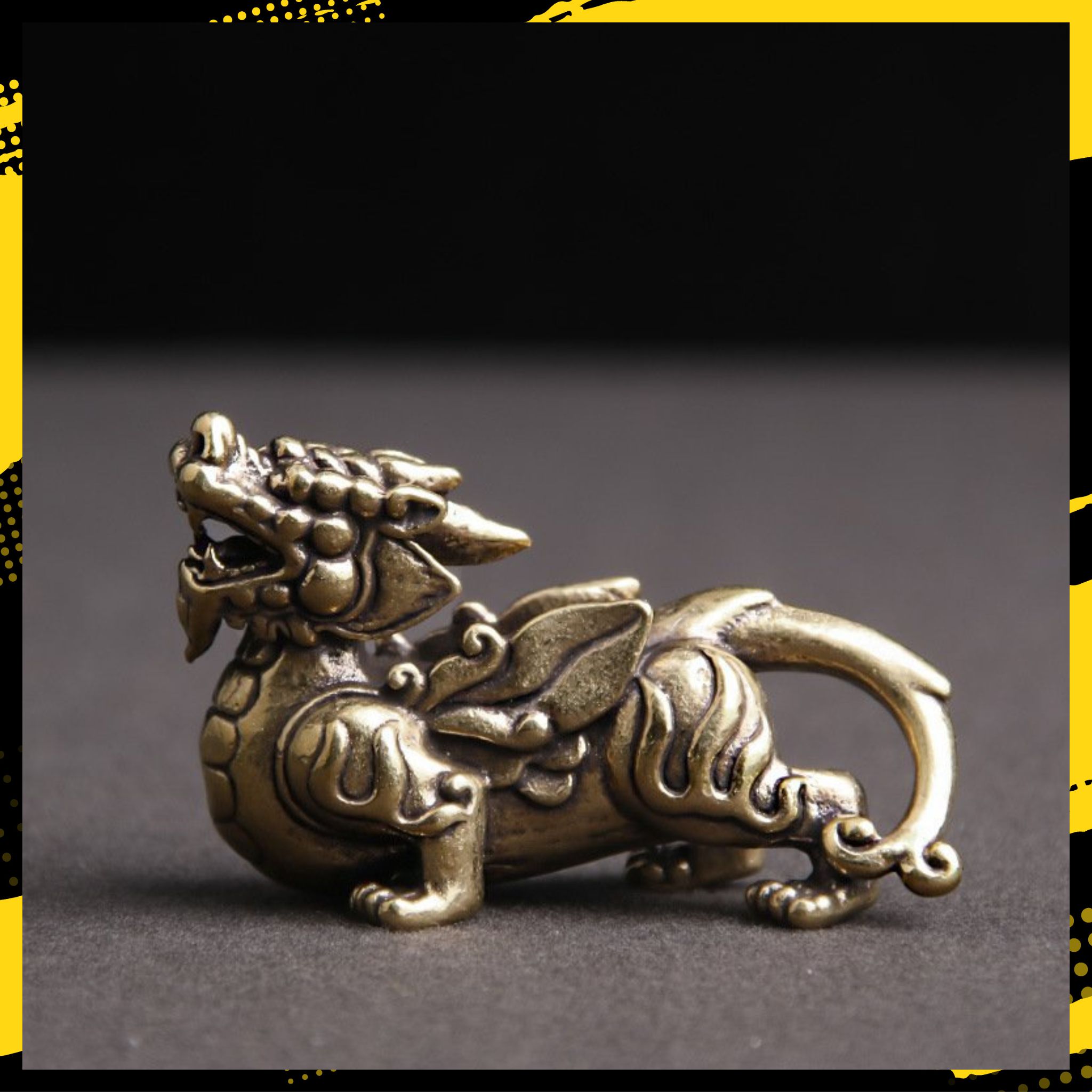 Tượng Nhỏ Bằng Đồng Hình Kỳ Lân (Kích Thước: 5.2 x 3.3cm)