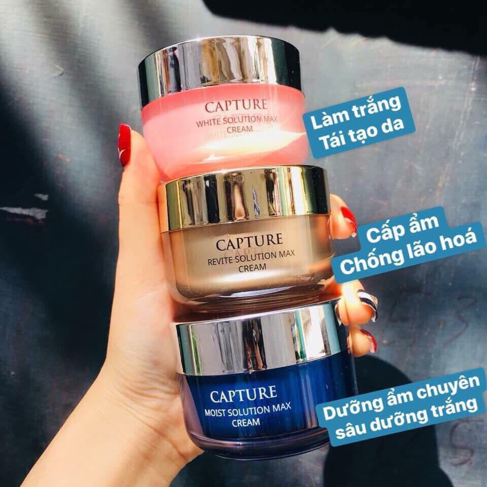 Kem Dưỡng Trắng Da AHC Capture Solution Max Cream 50ML