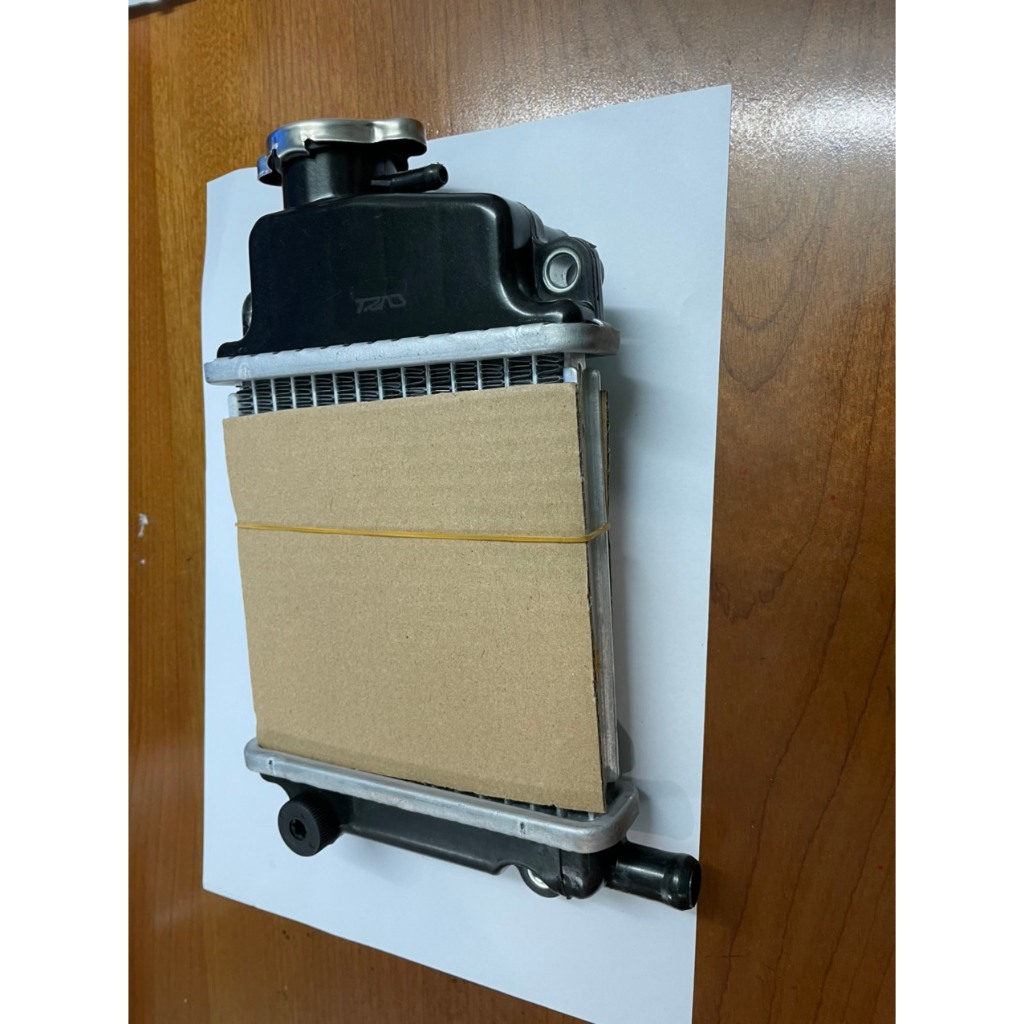 KÉT NƯỚC TẢN NHIÊT AIRBLADE 110