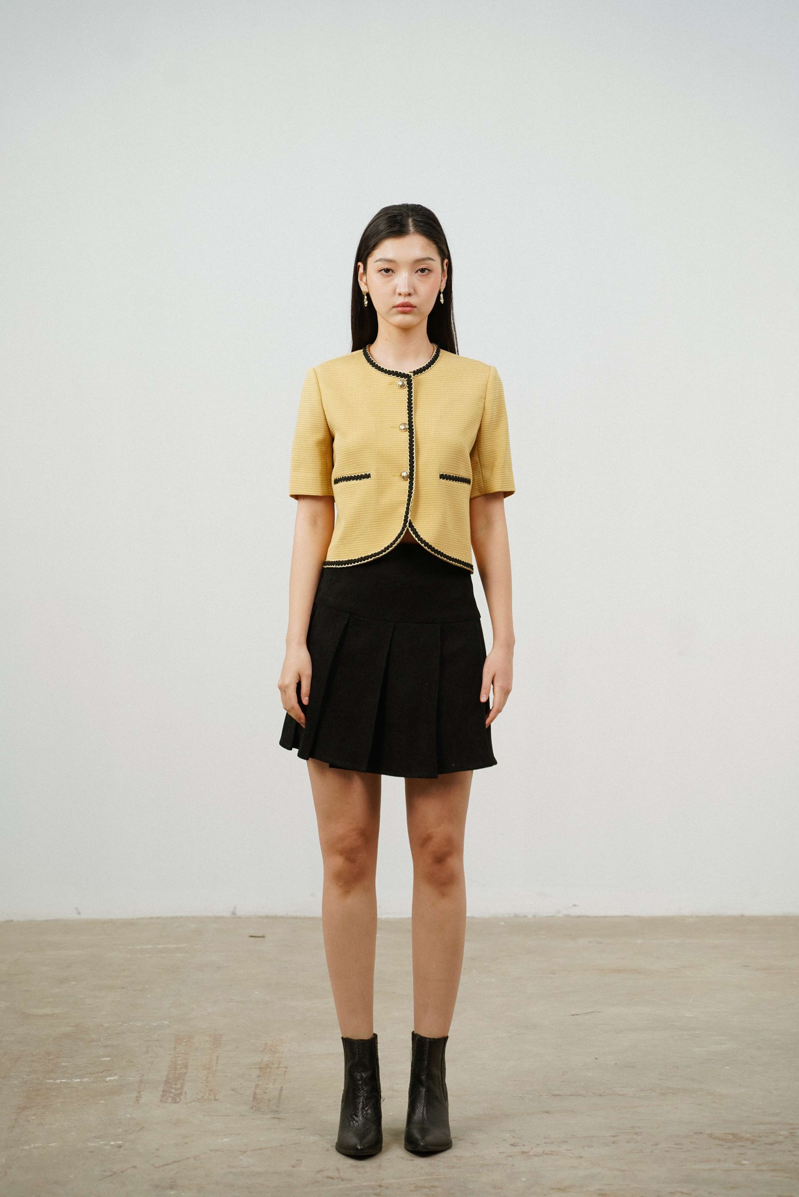 ÁO KHOÁC CỘC TAY - CELINA JACKET