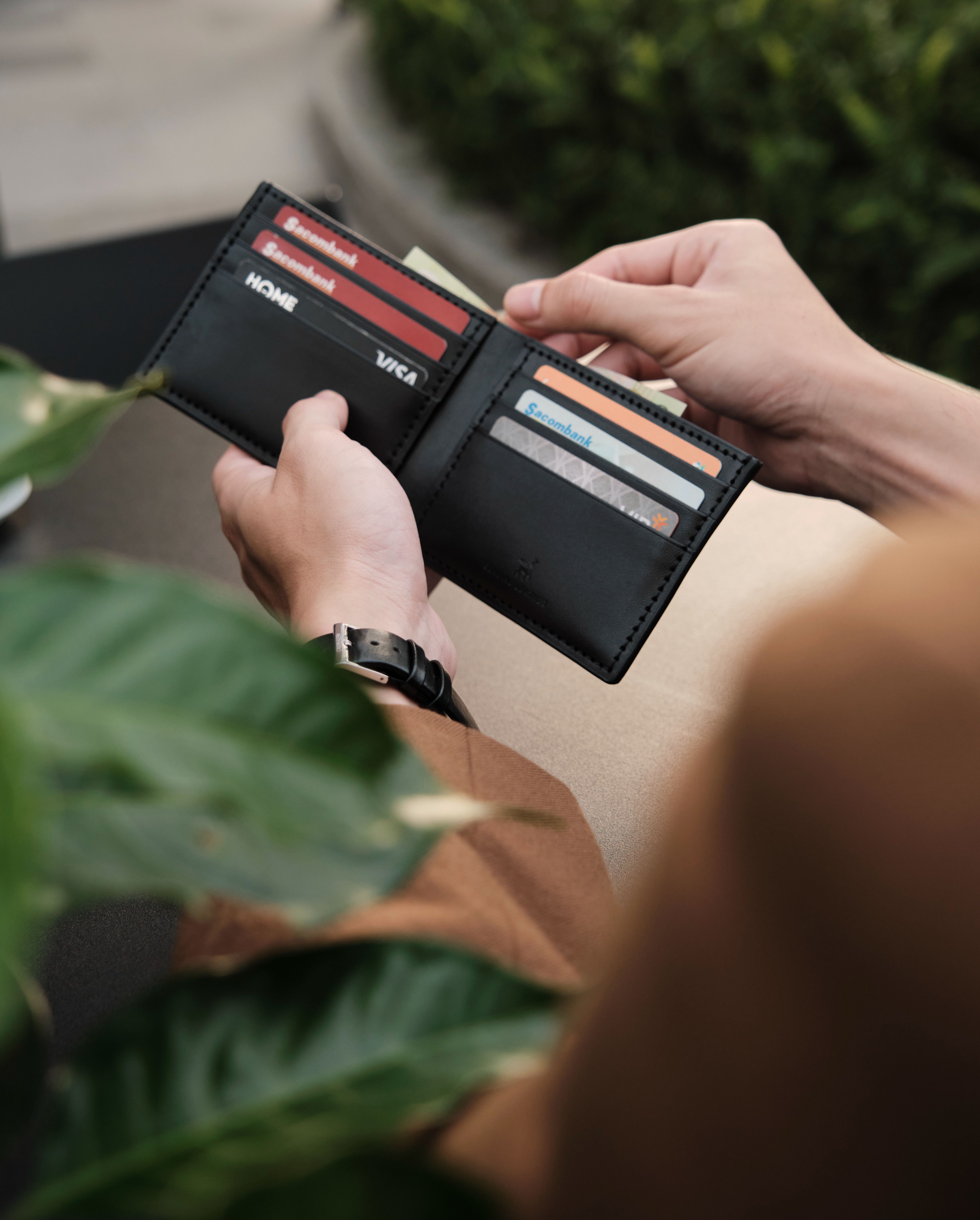 Ví Da Nam Gập Đôi (2 Dáng) Leonardo Victor Wallet, Da bò cao cấp