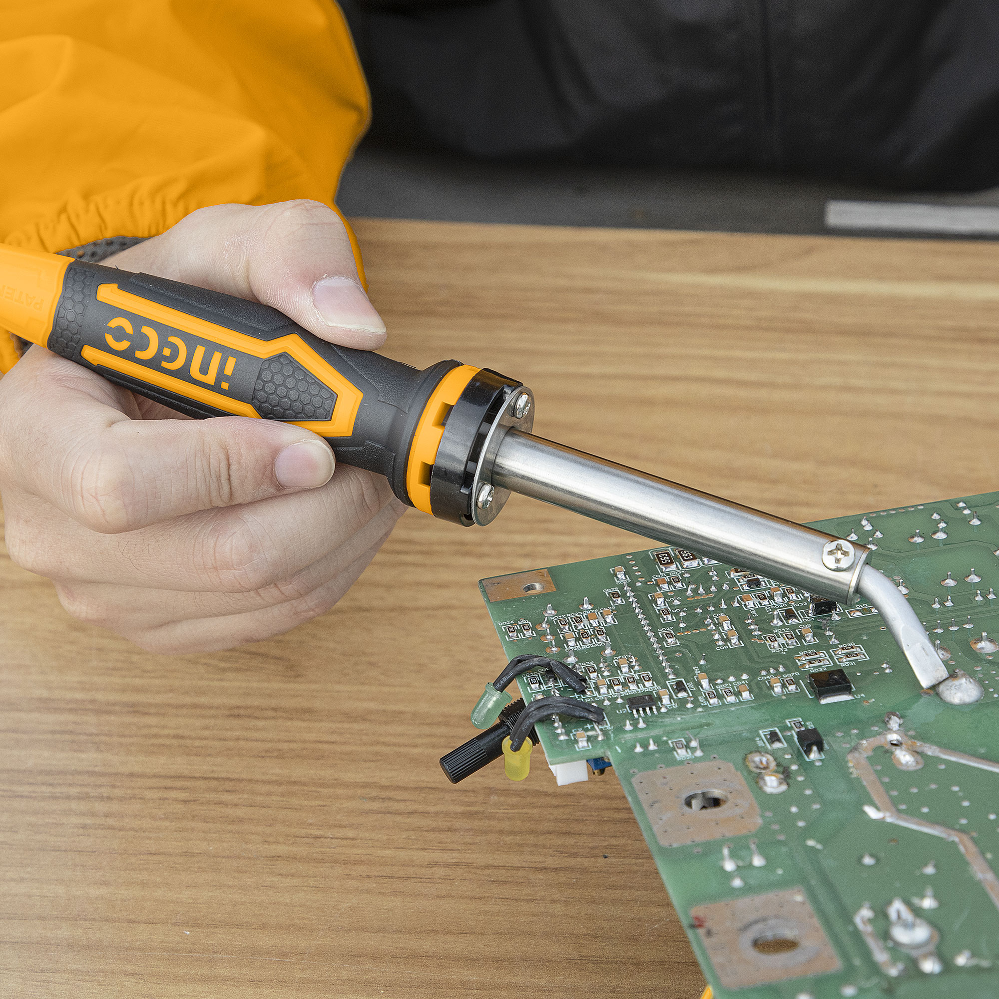 Ingco Si0268 60W Lead-Free Soldering Iron, Heating Time 3 ~ 5 Minutes