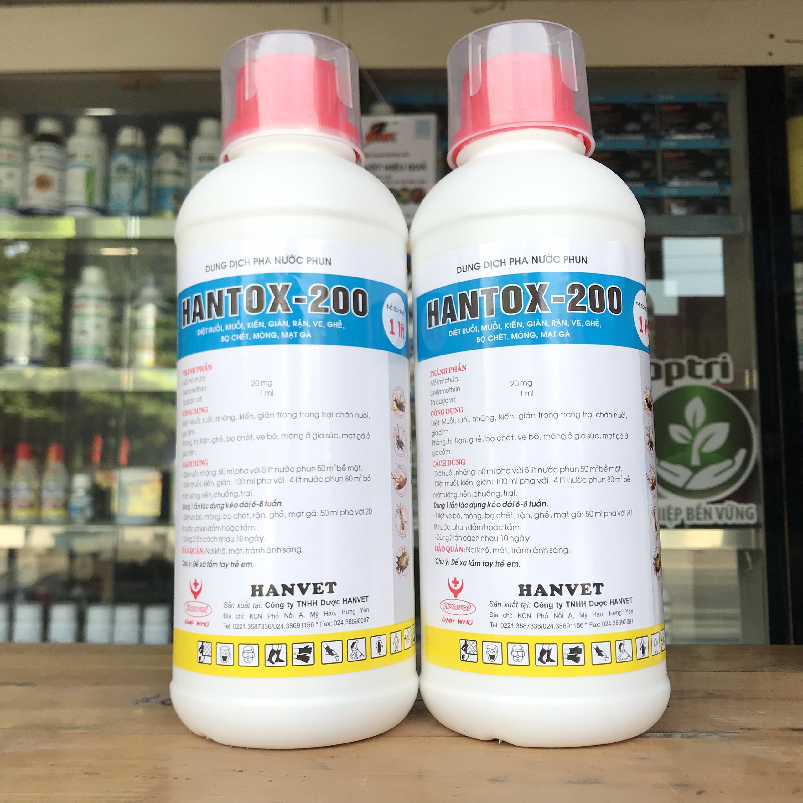 Thuốc diệt muỗi Hantox 200 - chai 1 lít