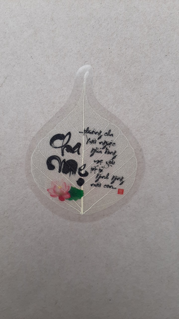 Lá bồ đề Chữ Cha Chữ Mẹ
