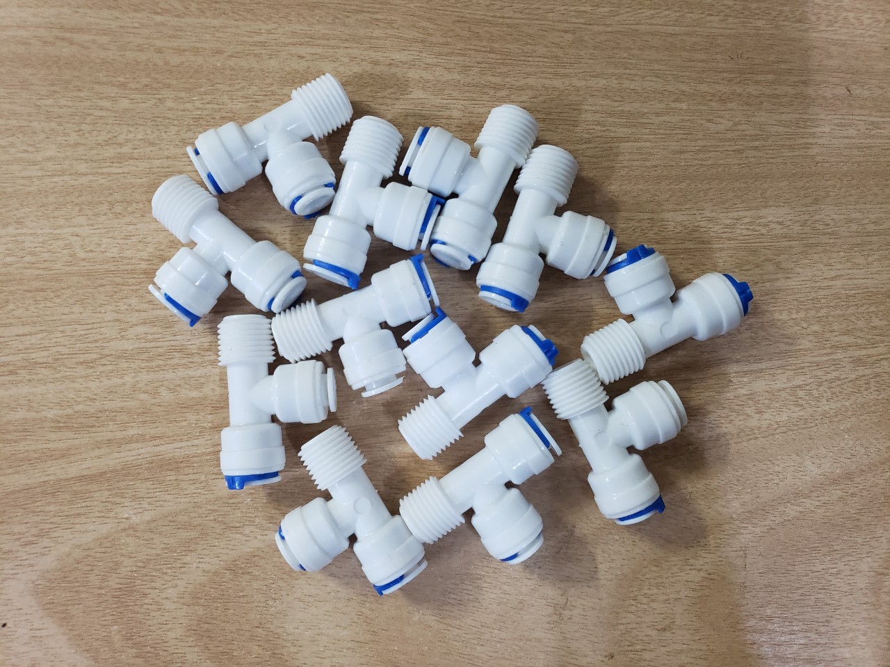 (HCM) Cút Nối T Lệch Ren 13 Dây 6mm  (Dùng Cho Máy Lọc Nước RO)