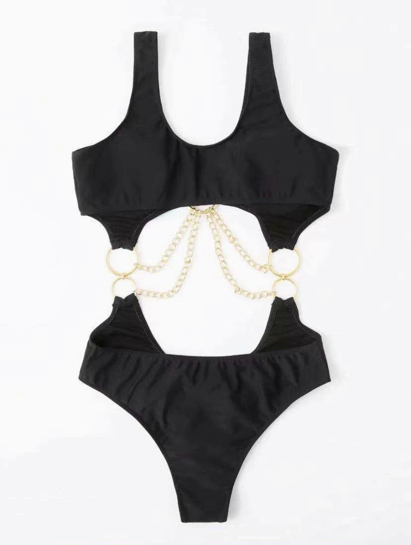 Bikini liền thân phối xích sexy