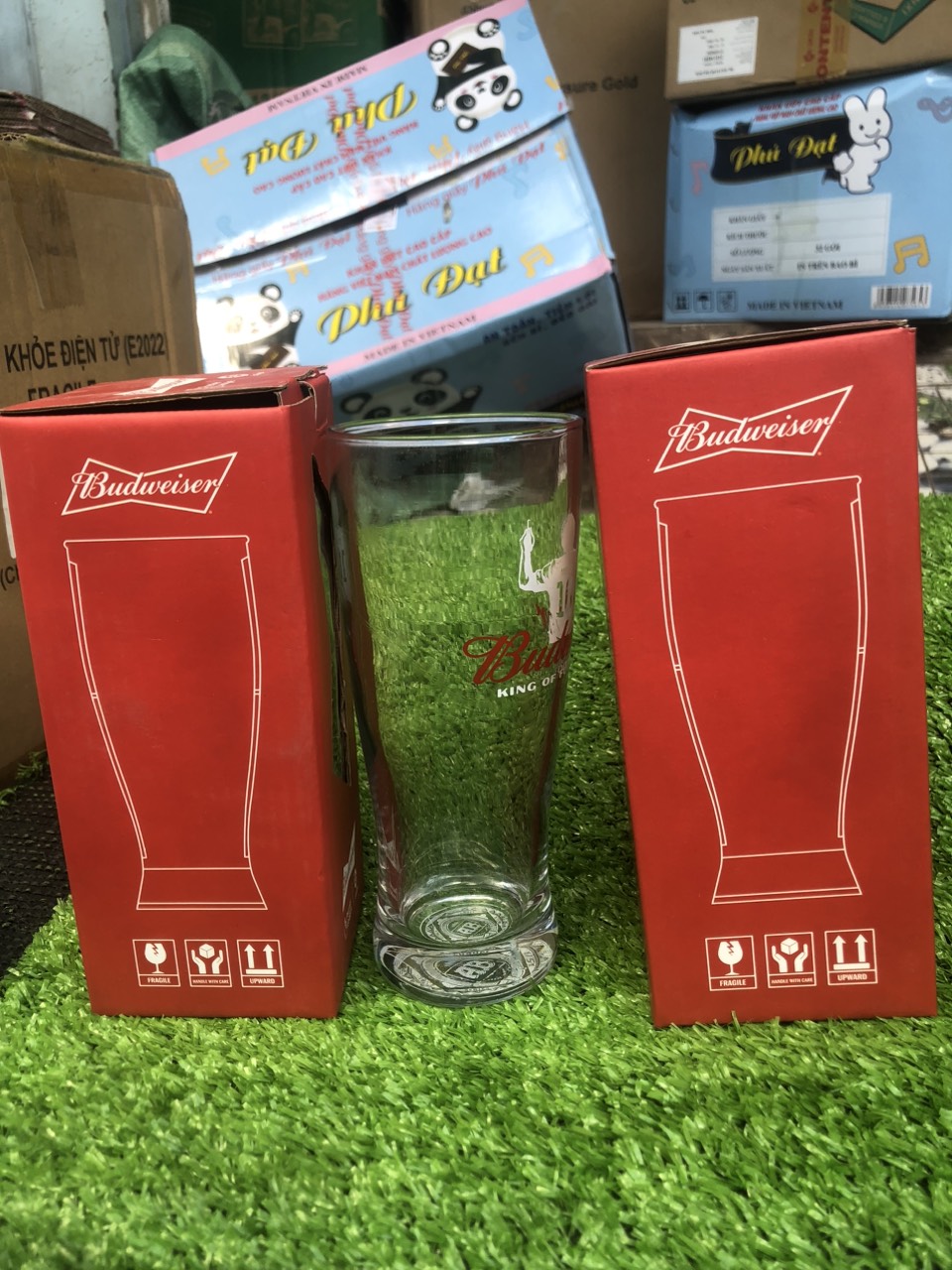 LY THUỶ TINH BUDWEISER MESSI CAO CẤP