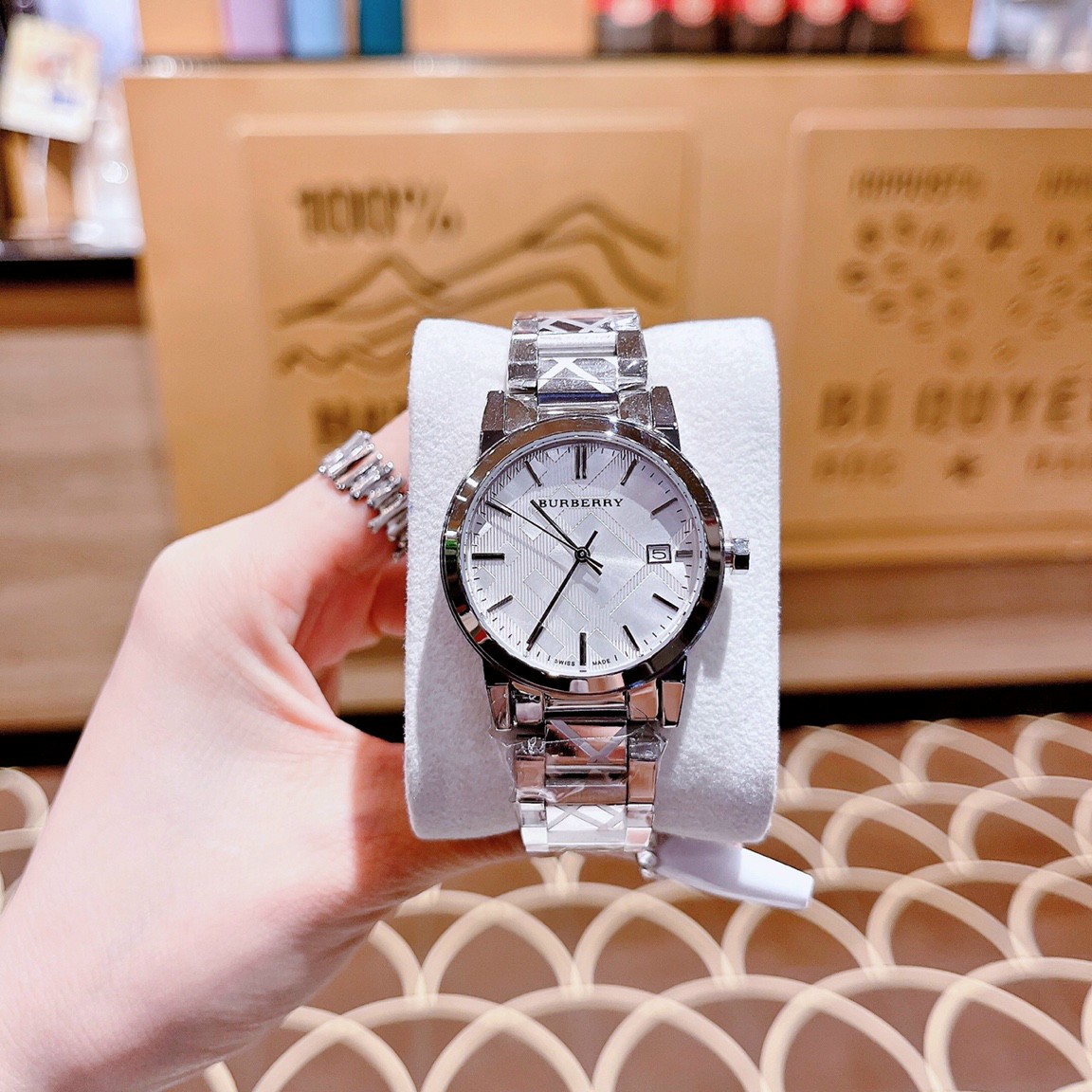 Đồng watch women metal wire Burbery stainless steel wire Demi size 34mm fullbox, waterproof, stainless steel shell, high-end fashion luxury