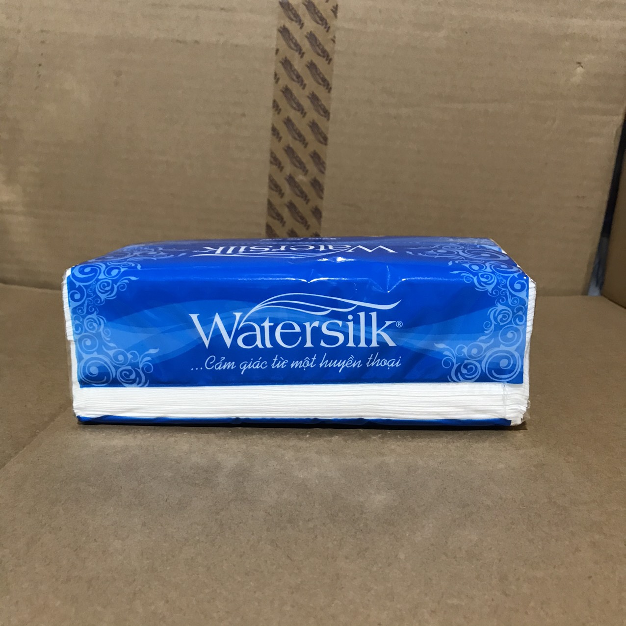 Khăn Giấy Ăn Rút 2 Lớp Watersilk Gói 200 Tờ