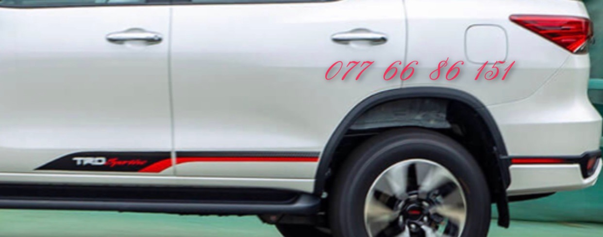 Tem Dán Sườn Xe Fortuner 2020