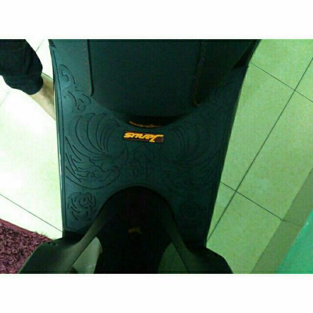 thảm để chân janus
