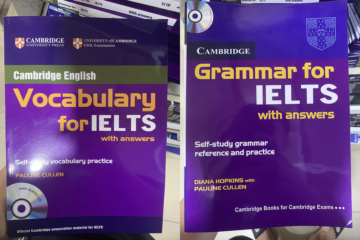 Bộ 2 sách: cambridge grammar + vocabulary for ielts