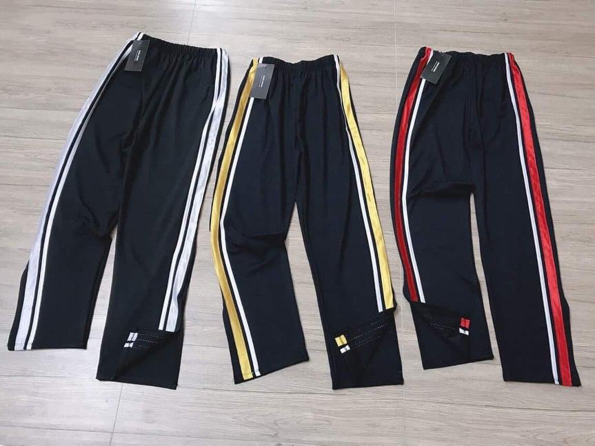 Quần Nữ Xẻ Tà Ống 2 Sọc Hot Trend