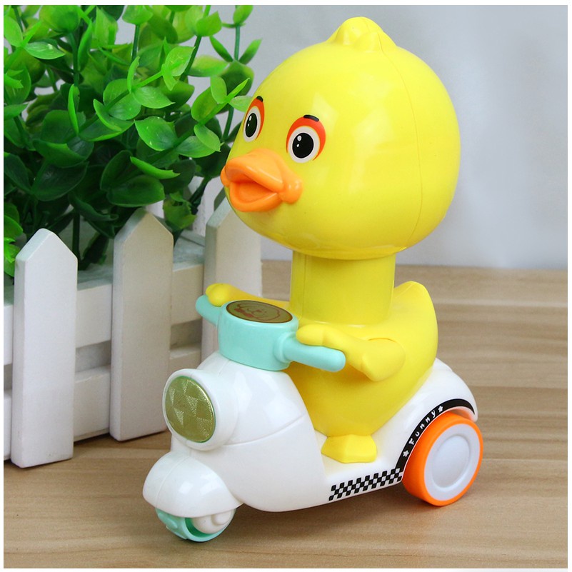 Đồ chơi vịt chạy xe máy, chỉ cần nhấn xuống vịt sẽ chạy siêu nhanh