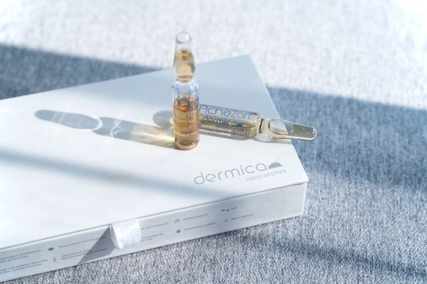 Acnezon Dermica trị mụn và phục hồi da yếu