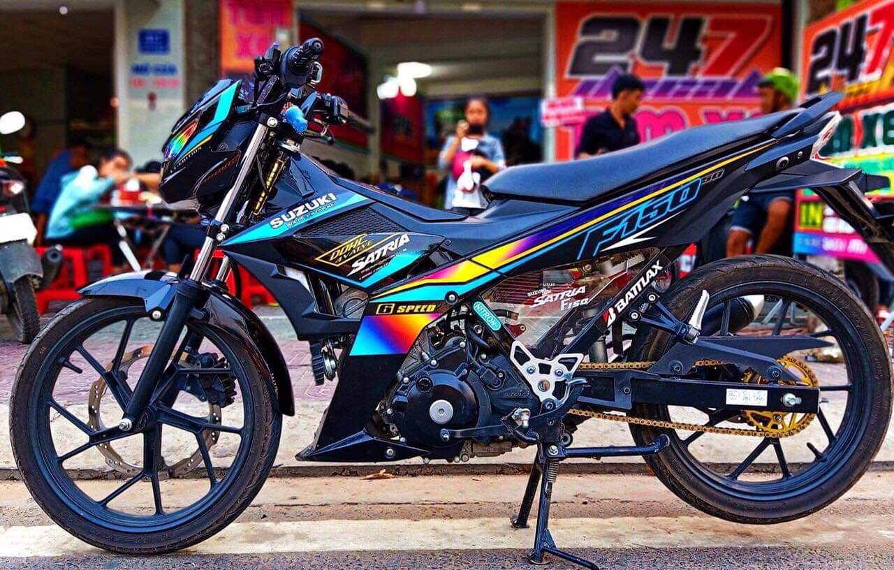Tem rời satria fi dán xe đen