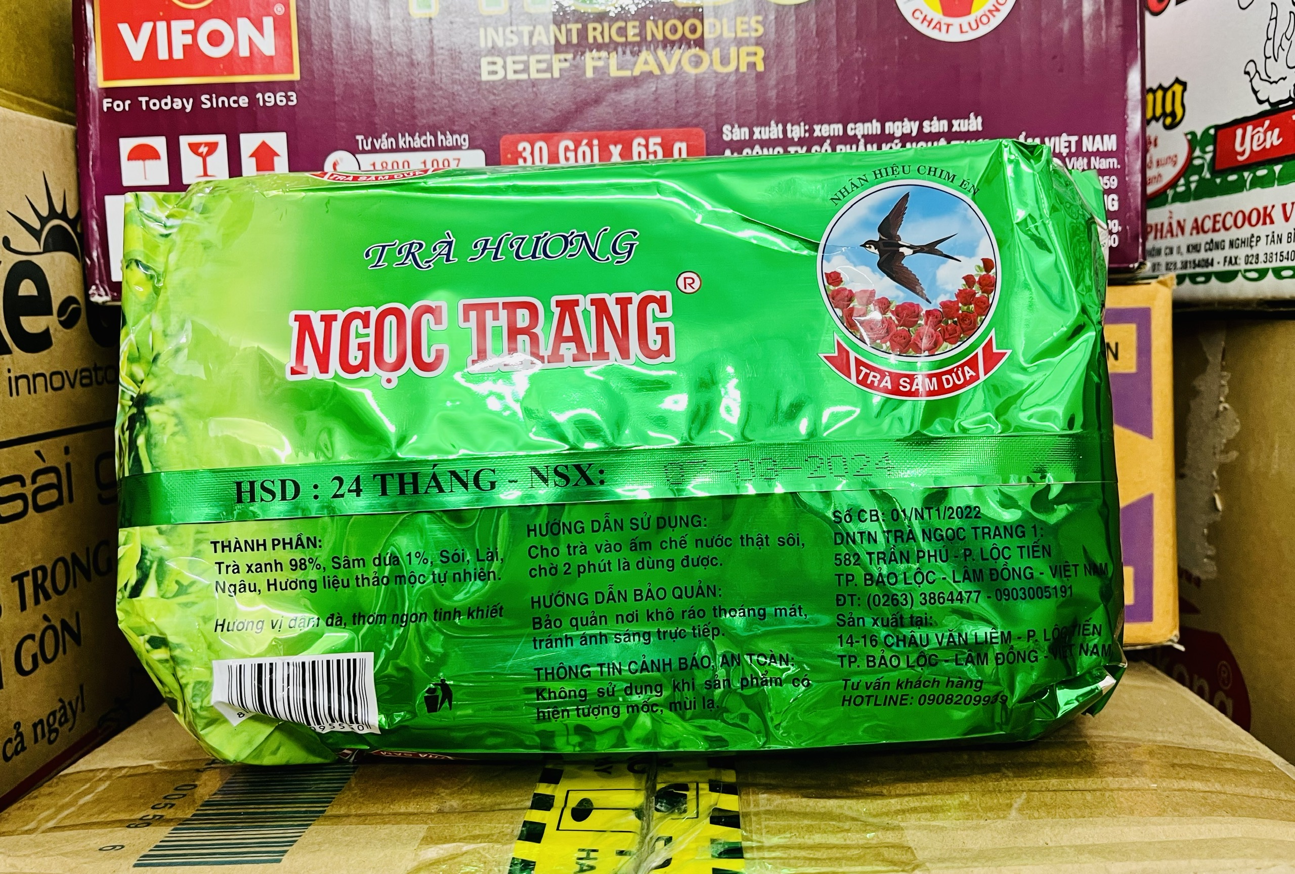 Lốc Trà Ngọc Trang vàng B’lao/Trà sâm dứa nhãn hiệu Chim én gói (6 gói x 70g)/(1 gói x 400g)