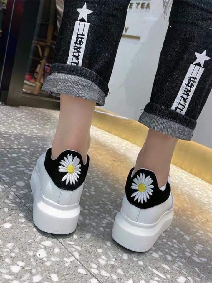 GIÀY THỂ THAO NAM NỮ GÓT HOA CÚC