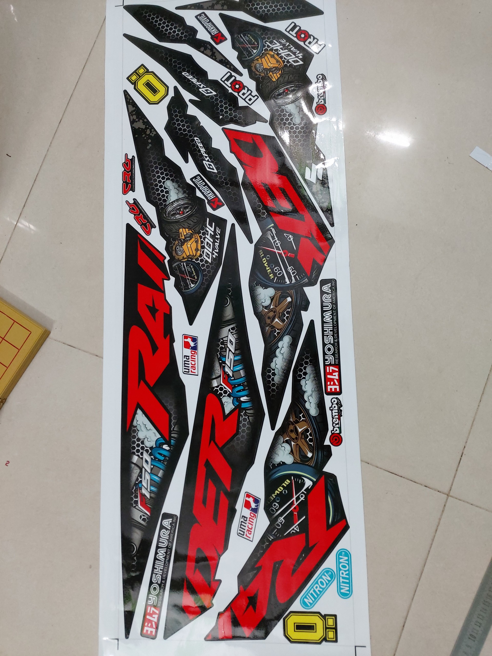 Tem xe suzuki raider fi tổ ong đỏ đen