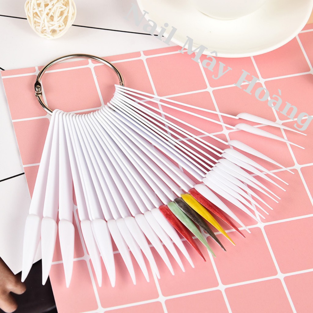 Móng que Nhọn tập vẽ,tập sơn ,làm mẫu Nails ( bịch 50 que)