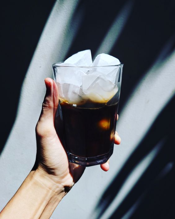 Cà phê đen hòa tan NESCAFÉ Café Việt Cà phê đen đá (Hộp 15 gói x 16g) (Chính hãng)